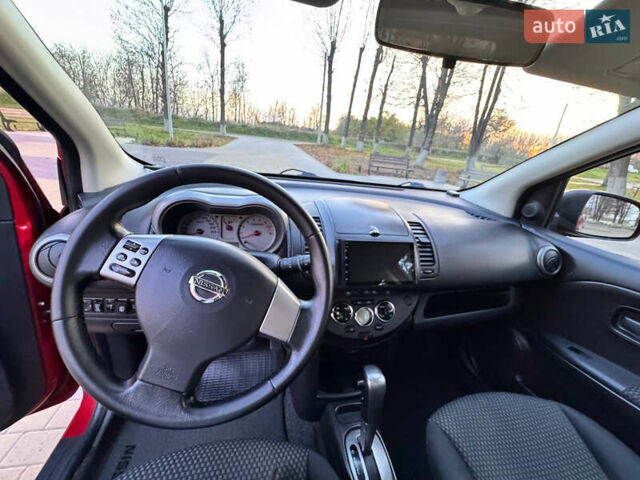 Красный Ниссан Ноут, объемом двигателя 1.6 л и пробегом 250 тыс. км за 6200 $, фото 9 на Automoto.ua
