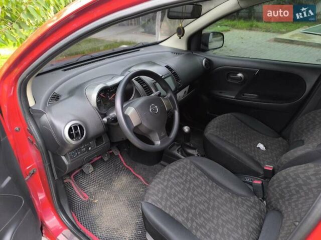 Красный Ниссан Ноут, объемом двигателя 1.4 л и пробегом 255 тыс. км за 3800 $, фото 12 на Automoto.ua