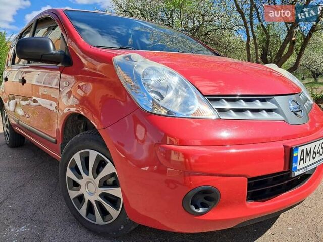 Красный Ниссан Ноут, объемом двигателя 1.39 л и пробегом 182 тыс. км за 5650 $, фото 61 на Automoto.ua