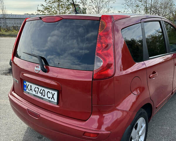Ниссан Ноут 2008 в Киеве на Automoto.ua Красный Ниссан Ноут, объемом двигателя 1.6 л и пробегом 260 тыс. км за 5250 $, фото 8 на Automoto.ua