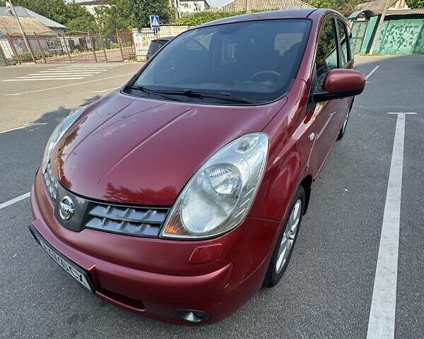Червоний Ніссан Ноут, об'ємом двигуна 1.6 л та пробігом 340 тис. км за 6000 $, фото 7 на Automoto.ua