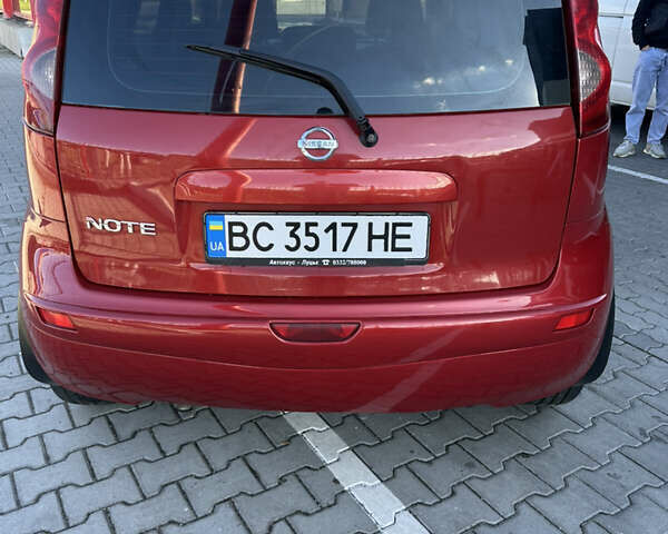 Красный Ниссан Ноут, объемом двигателя 1.6 л и пробегом 230 тыс. км за 6100 $, фото 8 на Automoto.ua