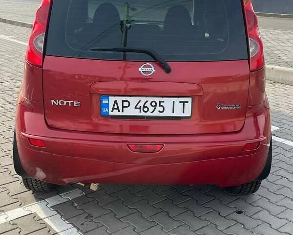 Червоний Ніссан Ноут, об'ємом двигуна 1.39 л та пробігом 199 тис. км за 4900 $, фото 2 на Automoto.ua