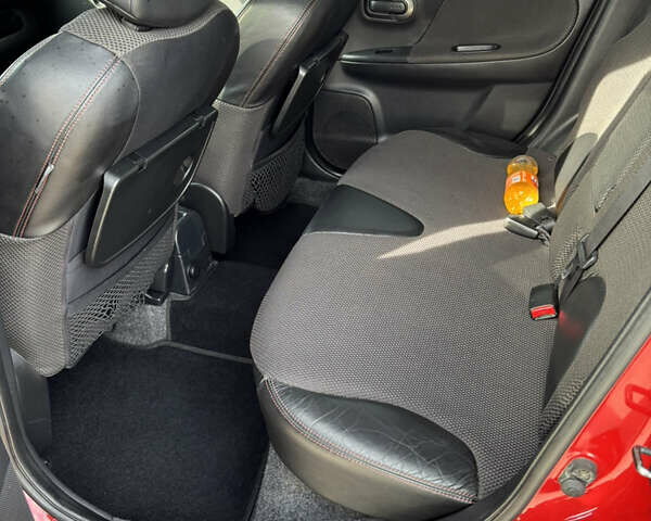 Ниссан Ноут 2008 в Киеве на Automoto.ua Красный Ниссан Ноут, объемом двигателя 1.6 л и пробегом 260 тыс. км за 5250 $, фото 28 на Automoto.ua