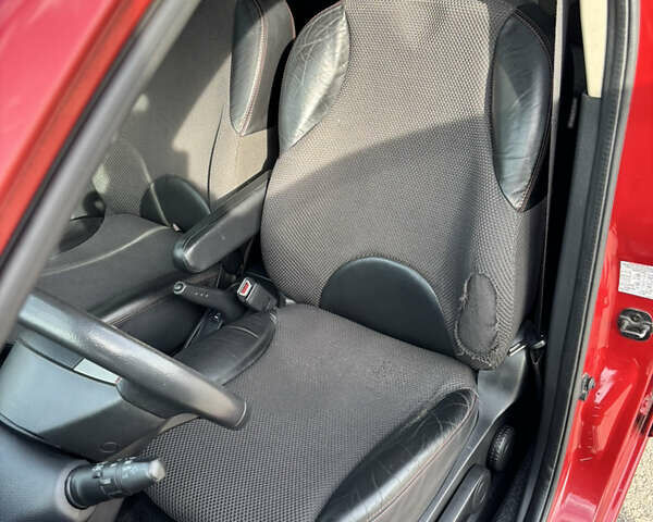 Ниссан Ноут 2008 в Киеве на Automoto.ua Красный Ниссан Ноут, объемом двигателя 1.6 л и пробегом 260 тыс. км за 5250 $, фото 39 на Automoto.ua