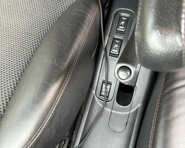 Ниссан Ноут 2008 в Киеве на Automoto.ua Красный Ниссан Ноут, объемом двигателя 1.6 л и пробегом 260 тыс. км за 5250 $, фото 36 на Automoto.ua