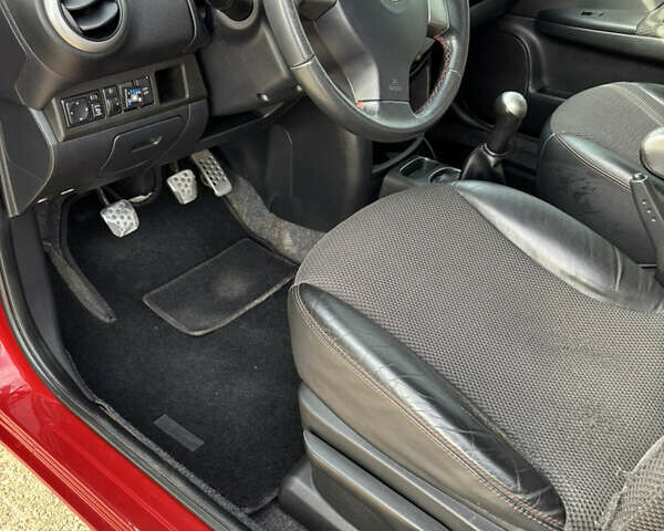 Ниссан Ноут 2008 в Киеве на Automoto.ua Красный Ниссан Ноут, объемом двигателя 1.6 л и пробегом 260 тыс. км за 5250 $, фото 38 на Automoto.ua