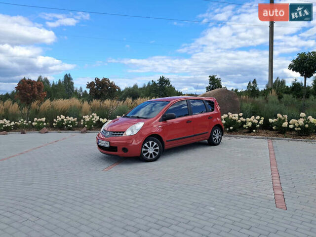 Червоний Ніссан Ноут, об'ємом двигуна 1.39 л та пробігом 182 тис. км за 5499 $, фото 1 на Automoto.ua