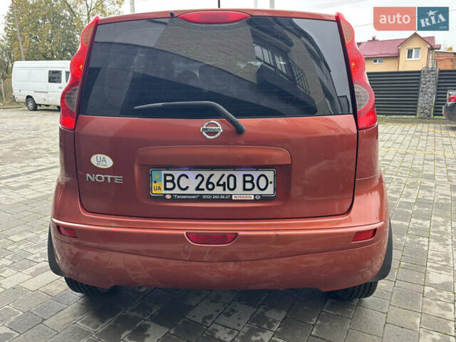 Червоний Ніссан Ноут, об'ємом двигуна 1.6 л та пробігом 142 тис. км за 7000 $, фото 3 на Automoto.ua