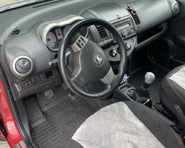 Ниссан Ноут 2008 в Виннице на Automoto.ua Красный Ниссан Ноут, объемом двигателя 1.4 л и пробегом 294 тыс. км за 4900 $, фото 13 на Automoto.ua