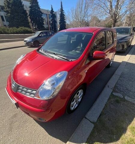 Червоний Ніссан Ноут, об'ємом двигуна 1.6 л та пробігом 117 тис. км за 6100 $, фото 3 на Automoto.ua