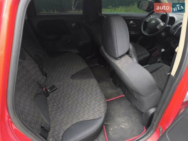 Красный Ниссан Ноут, объемом двигателя 1.4 л и пробегом 255 тыс. км за 3800 $, фото 2 на Automoto.ua