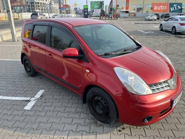 Червоний Ніссан Ноут, об'ємом двигуна 1.39 л та пробігом 199 тис. км за 4900 $, фото 4 на Automoto.ua