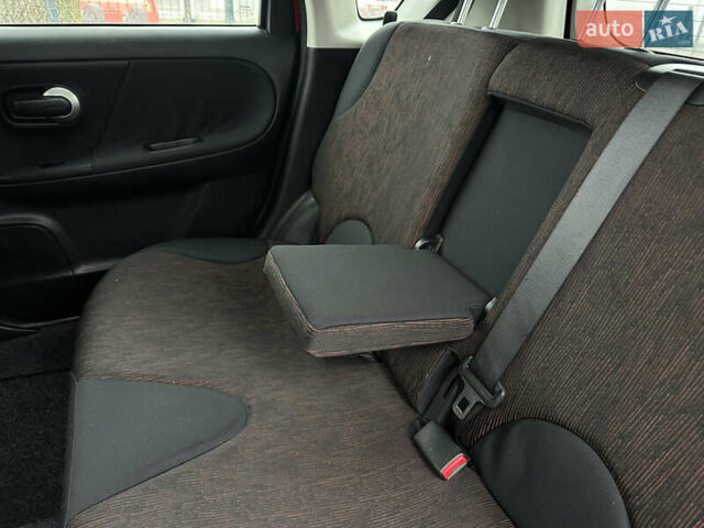 Красный Ниссан Ноут, объемом двигателя 1.39 л и пробегом 258 тыс. км за 6000 $, фото 34 на Automoto.ua