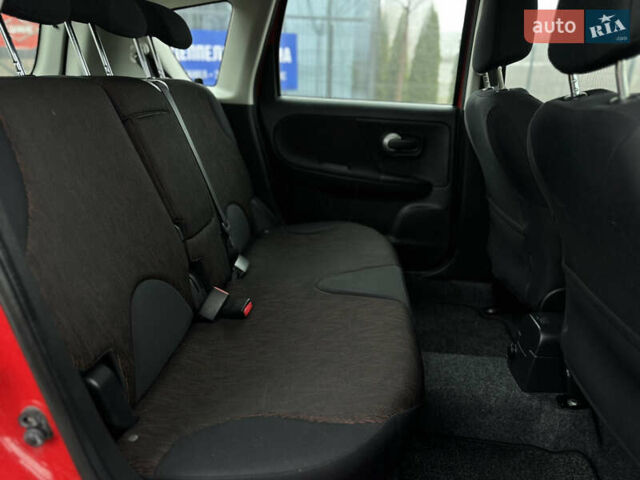 Красный Ниссан Ноут, объемом двигателя 1.39 л и пробегом 258 тыс. км за 6000 $, фото 37 на Automoto.ua