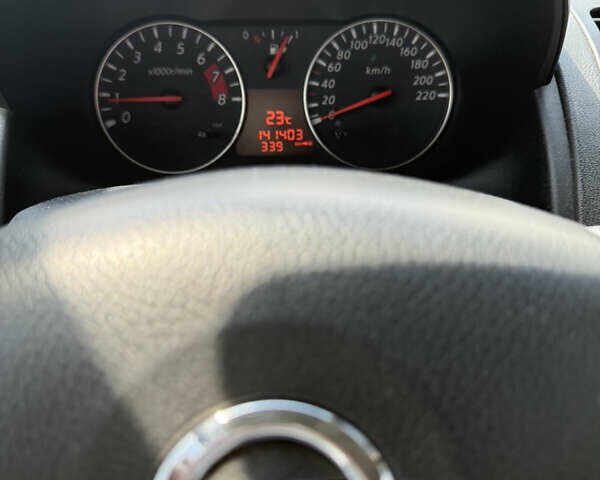 Ниссан Ноут 2010 в Житомире на Automoto.ua Красный Ниссан Ноут, объемом двигателя 1.6 л и пробегом 143 тыс. км за 7200 $, фото 5 на Automoto.ua