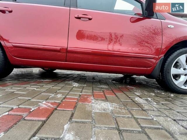 Красный Ниссан Ноут, объемом двигателя 1.6 л и пробегом 172 тыс. км за 6900 $, фото 52 на Automoto.ua