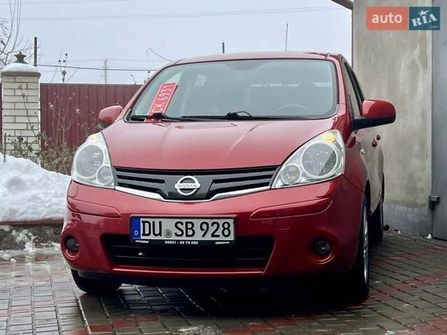 Красный Ниссан Ноут, объемом двигателя 1.6 л и пробегом 172 тыс. км за 6900 $, фото 2 на Automoto.ua