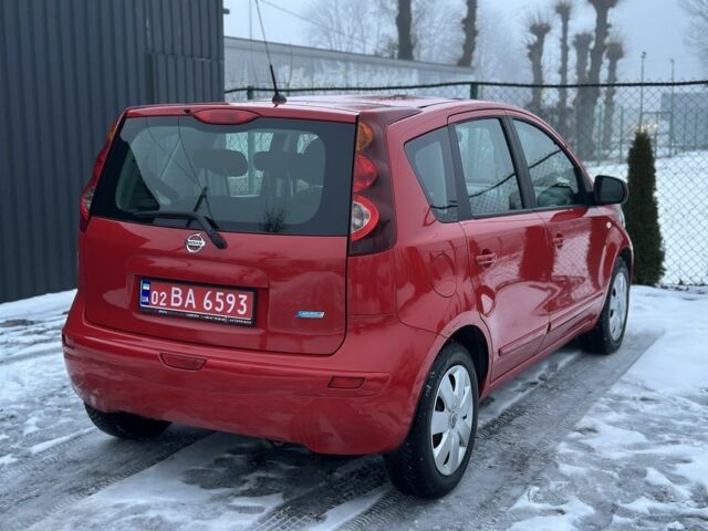 Червоний Ніссан Ноут, об'ємом двигуна 1.4 л та пробігом 243 тис. км за 6200 $, фото 3 на Automoto.ua