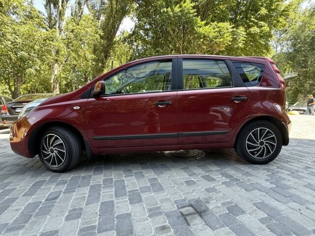 Красный Ниссан Ноут, объемом двигателя 1.4 л и пробегом 129 тыс. км за 5750 $, фото 5 на Automoto.ua