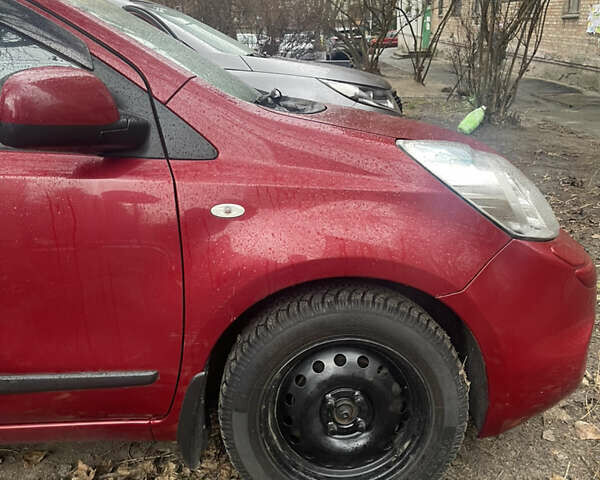 Червоний Ніссан Ноут, об'ємом двигуна 1.39 л та пробігом 144 тис. км за 7000 $, фото 2 на Automoto.ua