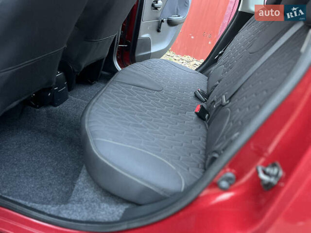 Червоний Ніссан Ноут, об'ємом двигуна 1.39 л та пробігом 139 тис. км за 5600 $, фото 59 на Automoto.ua