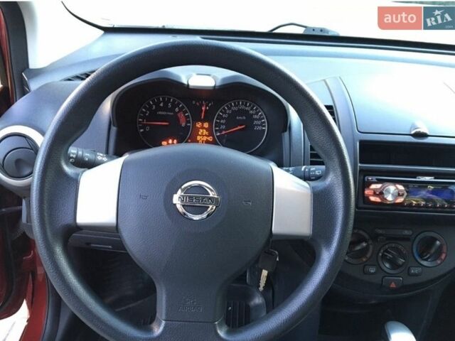 Красный Ниссан Ноут, объемом двигателя 1.6 л и пробегом 120 тыс. км за 8500 $, фото 3 на Automoto.ua