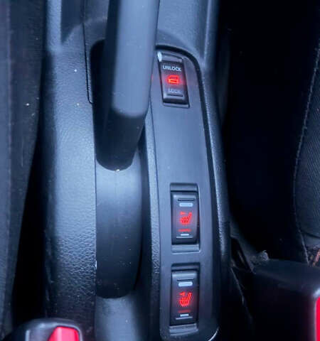 Червоний Ніссан Ноут, об'ємом двигуна 1.6 л та пробігом 193 тис. км за 6999 $, фото 16 на Automoto.ua