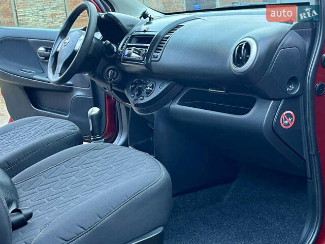 Червоний Ніссан Ноут, об'ємом двигуна 1.39 л та пробігом 139 тис. км за 5600 $, фото 65 на Automoto.ua