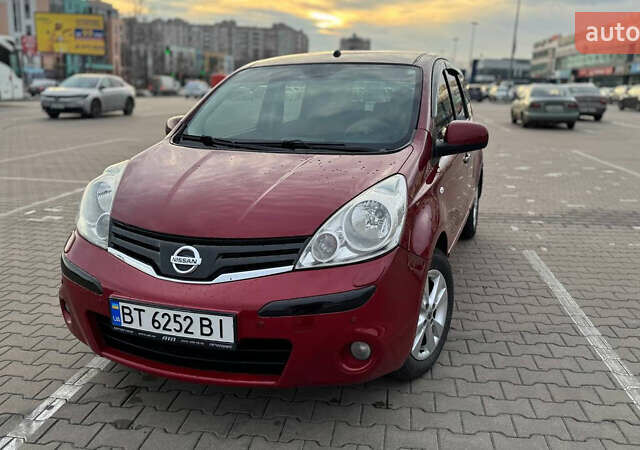 Красный Ниссан Ноут, объемом двигателя 1.6 л и пробегом 193 тыс. км за 7400 $, фото 9 на Automoto.ua