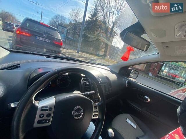 Красный Ниссан Ноут, объемом двигателя 1.5 л и пробегом 202 тыс. км за 6300 $, фото 2 на Automoto.ua