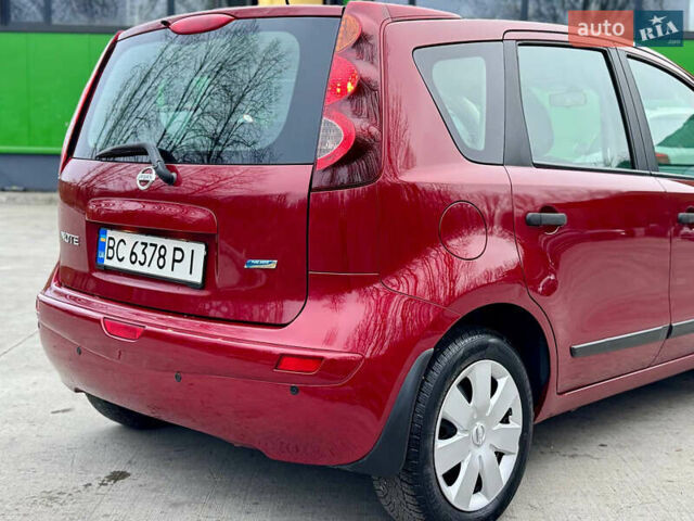 Червоний Ніссан Ноут, об'ємом двигуна 1.39 л та пробігом 139 тис. км за 5600 $, фото 42 на Automoto.ua