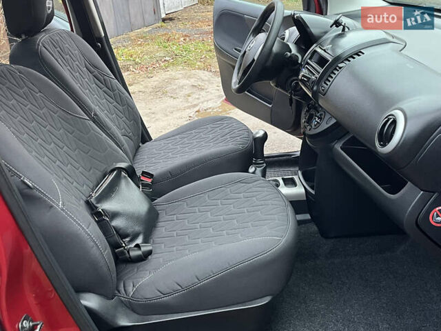Червоний Ніссан Ноут, об'ємом двигуна 1.39 л та пробігом 139 тис. км за 5600 $, фото 53 на Automoto.ua