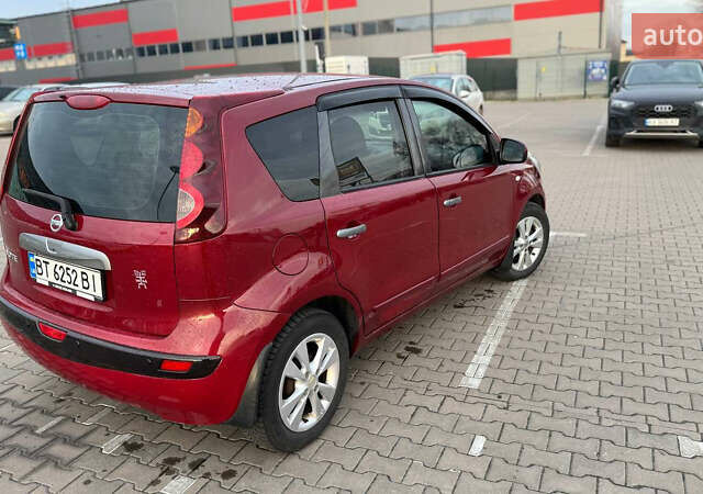 Красный Ниссан Ноут, объемом двигателя 1.6 л и пробегом 193 тыс. км за 7400 $, фото 7 на Automoto.ua