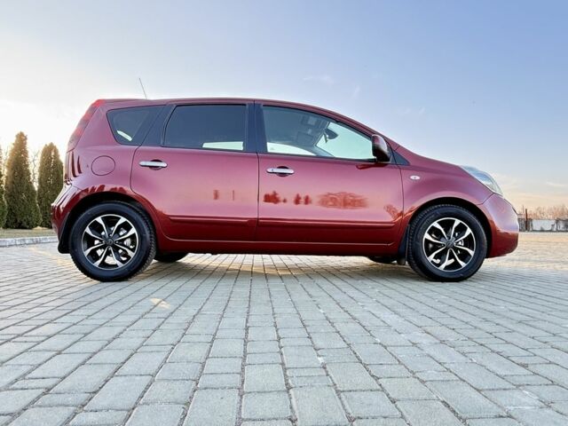 Красный Ниссан Ноут, объемом двигателя 1.6 л и пробегом 145 тыс. км за 8300 $, фото 8 на Automoto.ua