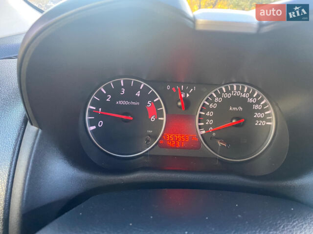 Красный Ниссан Ноут, объемом двигателя 1.5 л и пробегом 358 тыс. км за 7500 $, фото 11 на Automoto.ua