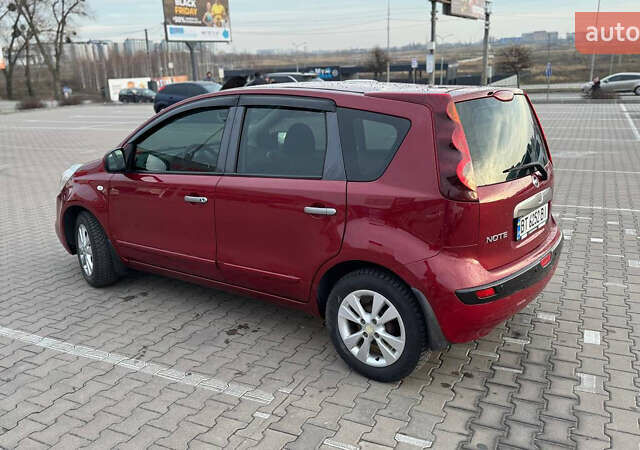 Красный Ниссан Ноут, объемом двигателя 1.6 л и пробегом 193 тыс. км за 7400 $, фото 4 на Automoto.ua