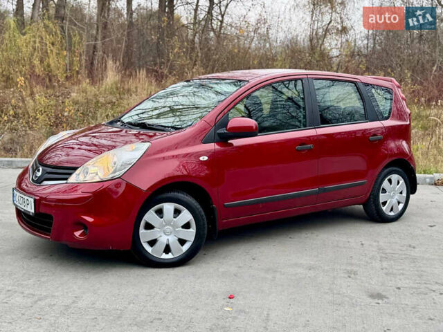 Червоний Ніссан Ноут, об'ємом двигуна 1.39 л та пробігом 139 тис. км за 5600 $, фото 19 на Automoto.ua