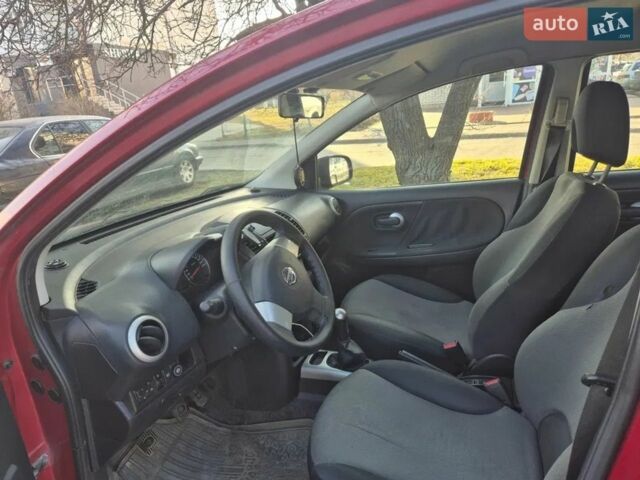 Красный Ниссан Ноут, объемом двигателя 1.39 л и пробегом 180 тыс. км за 5000 $, фото 7 на Automoto.ua