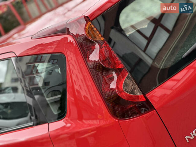 Ніссан Ноут 2012 у Івано-Франківську на Automoto.ua Червоний Ніссан Ноут, об'ємом двигуна 1.6 л та пробігом 152 тис. км за 8150 $, фото 40 на Automoto.ua