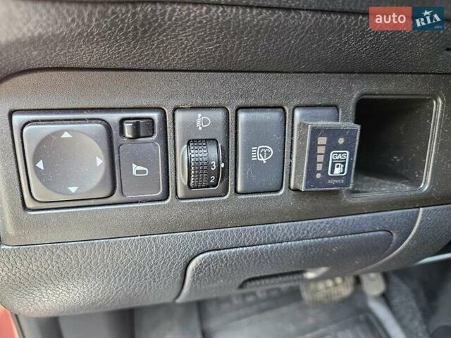 Красный Ниссан Ноут, объемом двигателя 1.6 л и пробегом 160 тыс. км за 7899 $, фото 14 на Automoto.ua