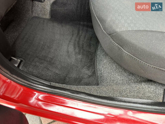 Ніссан Ноут 2012 у Івано-Франківську на Automoto.ua Червоний Ніссан Ноут, об'ємом двигуна 1.6 л та пробігом 152 тис. км за 8150 $, фото 169 на Automoto.ua