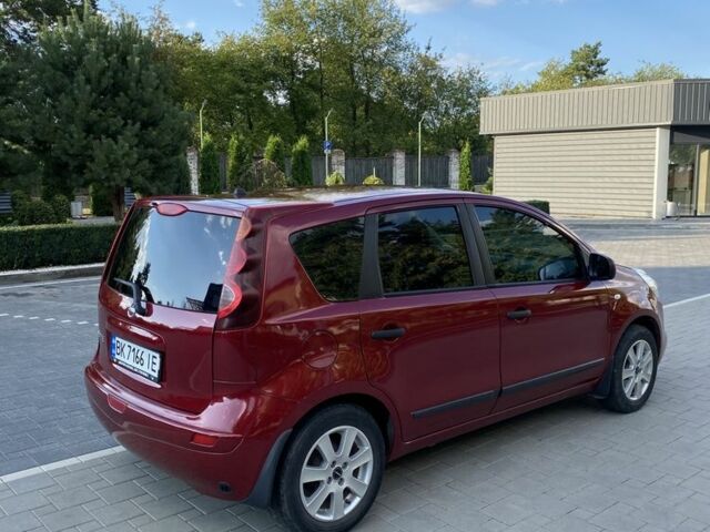 Червоний Ніссан Ноут, об'ємом двигуна 1.4 л та пробігом 160 тис. км за 5900 $, фото 3 на Automoto.ua