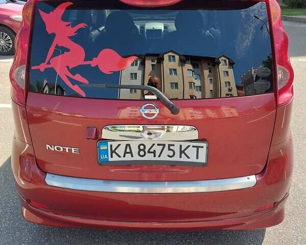 Красный Ниссан Ноут, объемом двигателя 1.5 л и пробегом 118 тыс. км за 7800 $, фото 4 на Automoto.ua