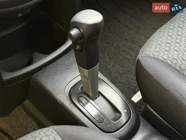 Червоний Ніссан Ноут, об'ємом двигуна 1.5 л та пробігом 82 тис. км за 7500 $, фото 35 на Automoto.ua