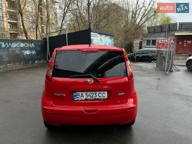 Красный Ниссан Ноут, объемом двигателя 1.46 л и пробегом 179 тыс. км за 6200 $, фото 3 на Automoto.ua