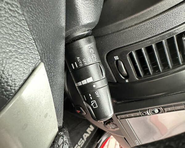 Ніссан Ноут 2012 у Івано-Франківську на Automoto.ua Червоний Ніссан Ноут, об'ємом двигуна 1.6 л та пробігом 152 тис. км за 8150 $, фото 118 на Automoto.ua