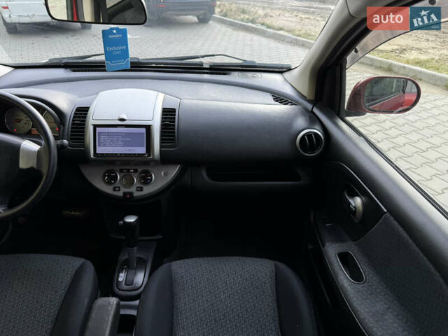 Червоний Ніссан Ноут, об'ємом двигуна 1.5 л та пробігом 82 тис. км за 7500 $, фото 49 на Automoto.ua