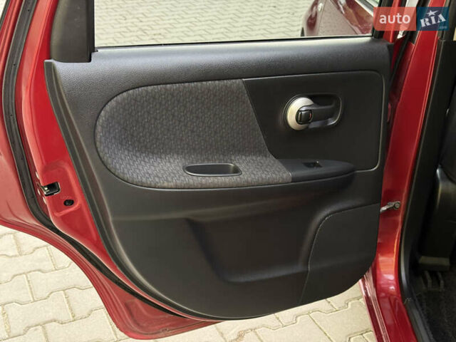 Червоний Ніссан Ноут, об'ємом двигуна 1.5 л та пробігом 82 тис. км за 7500 $, фото 44 на Automoto.ua