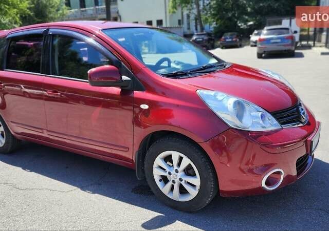 Красный Ниссан Ноут, объемом двигателя 1.6 л и пробегом 160 тыс. км за 7899 $, фото 1 на Automoto.ua